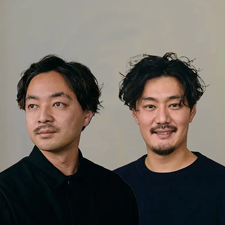 出村 光世と荻野 靖洋の写真