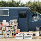 DESIGN TOUCH Park / BOOK TRUCK