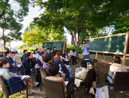 School in the Forest by “Roppogi Future Talks” 