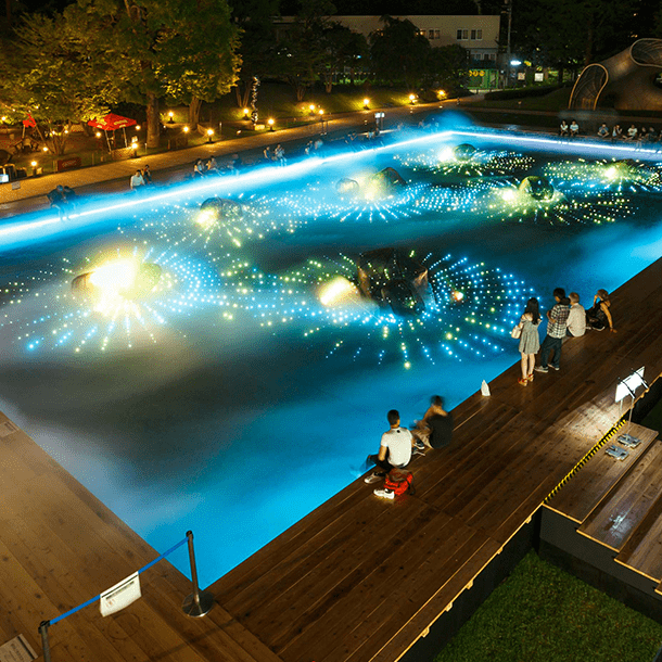光と霧のデジタルアート庭園　砂紋（さもん）演出