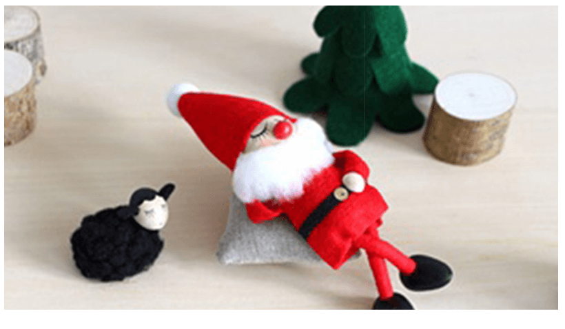 お昼寝中のサンタ