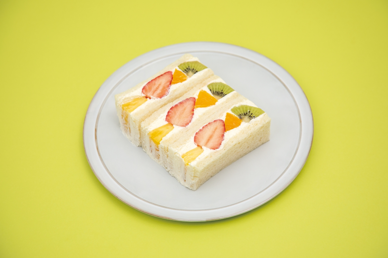 Fruit sandwiches (mix)