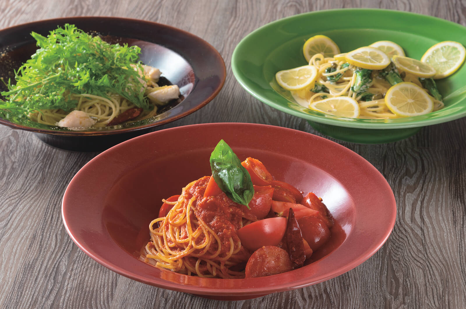 「日本のトマトが美味いから!」スパゲティ/鶏ササミとカラスミ「わさびペペロンチーノ」スパゲティ/「レモン・クリーム&ケッパー」スパゲティ