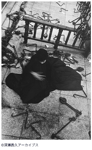 深瀬昌久写真展「洋子／遊戯」