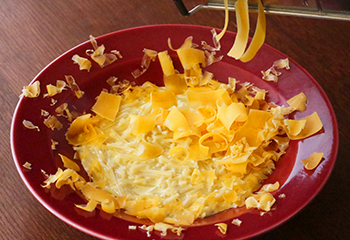 濃厚チーズブレンド『KNOCK'N CHEESE』のチョップドスパゲティ