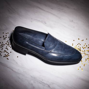 JOHN LOBB