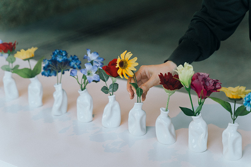 『祈りの花瓶』長崎美術館展示風景