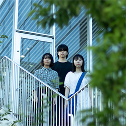 nanka　川畑 紗希（左） 明石 怜旺（中央） 児玉 菜緒（右）