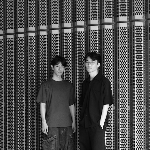 ムラタとヨネヤ 村田 慶次（左） 米谷 颯太（右）