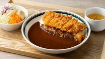 矢澤カツカレー（サラダ・スープ付き）