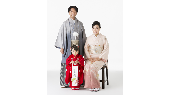 ご家族揃って七五三記念撮影