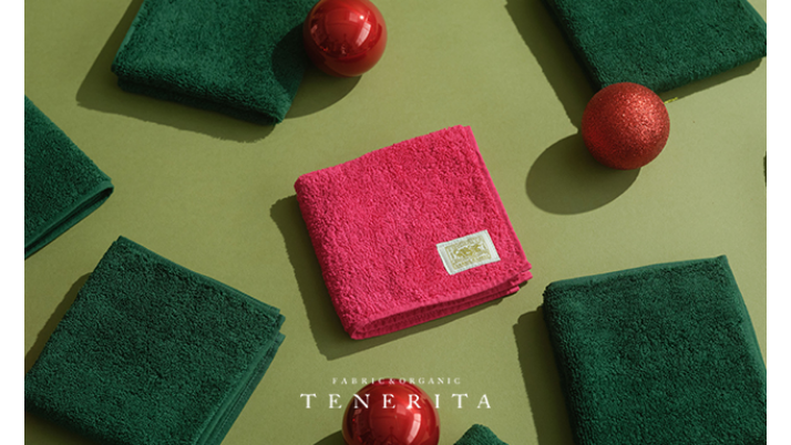 クリスマス限定カラー 「ルビーレッド」「エバーグリーン」